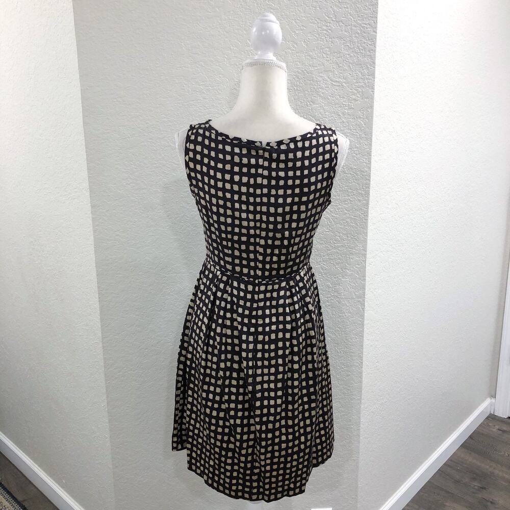 Banana Republic Silk Fit and Flare Dress - Picture 4 of 10